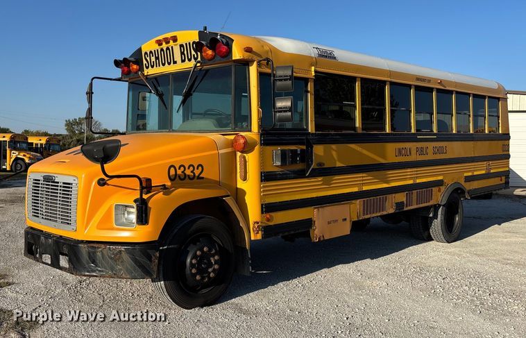 2003 Freightliner FS65 school bus - EE4074