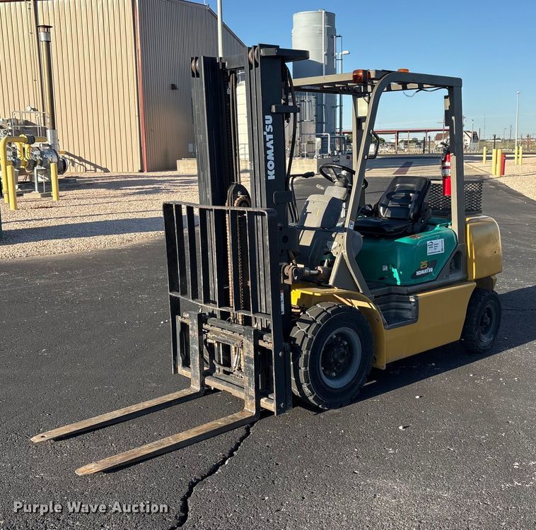 Komatsu F G25T-14 forklift - EF6072