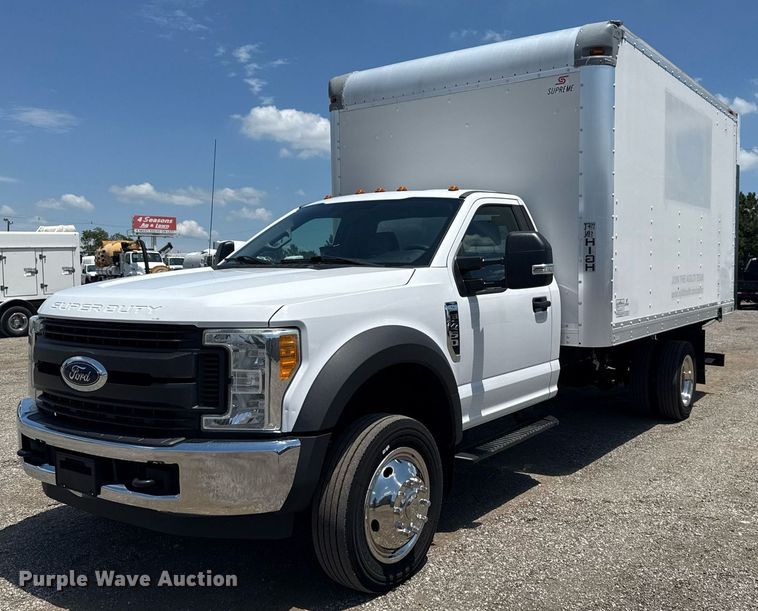 2017 Ford F450 Super Duty XL box truck - EG6076