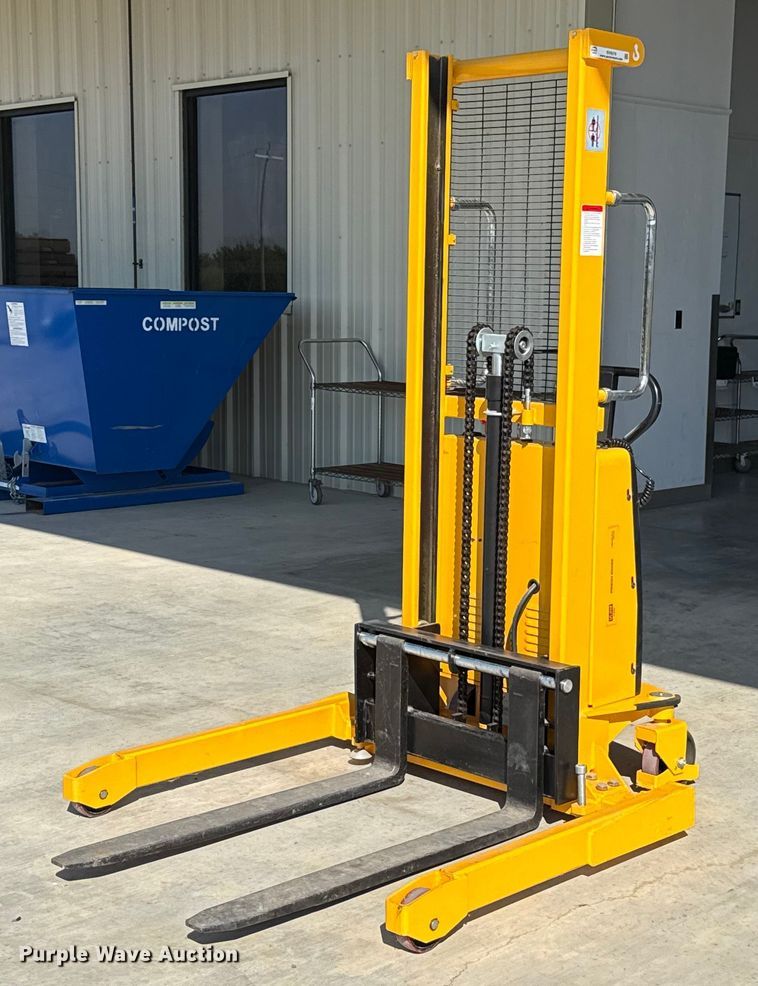2017 Zhejiang H-5439 pallet jack - EH4079