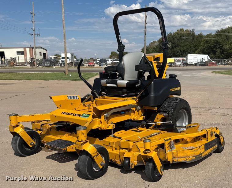 Hustler Super 104 ZTR lawn mower - EM8308