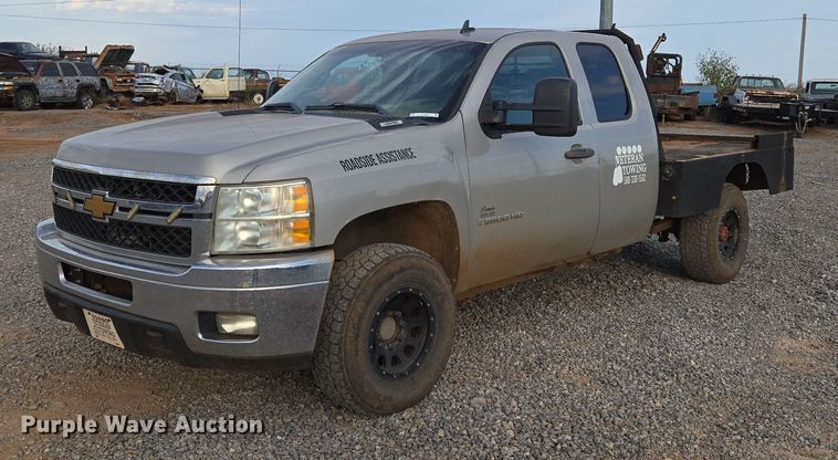 2008 Chevrolet Silverado 2500HD Ext. Cab flatbed pickup truck - EU3862