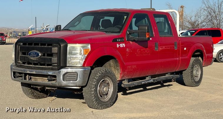 2012 Ford F250 Super Duty Crew Cab pickup truck - EU8505