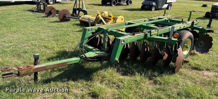 John Deere 226 off-set disk - GH9424