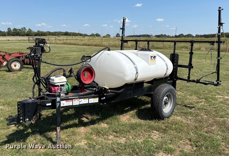Wylie sprayer trailer - GH9431
