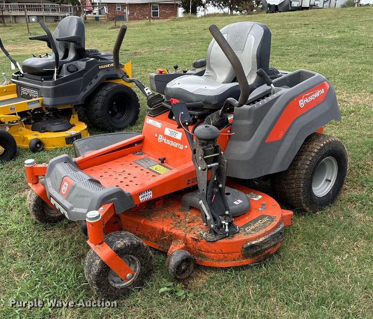 Husqvarna Z254F ZTR lawn mower - IE9235