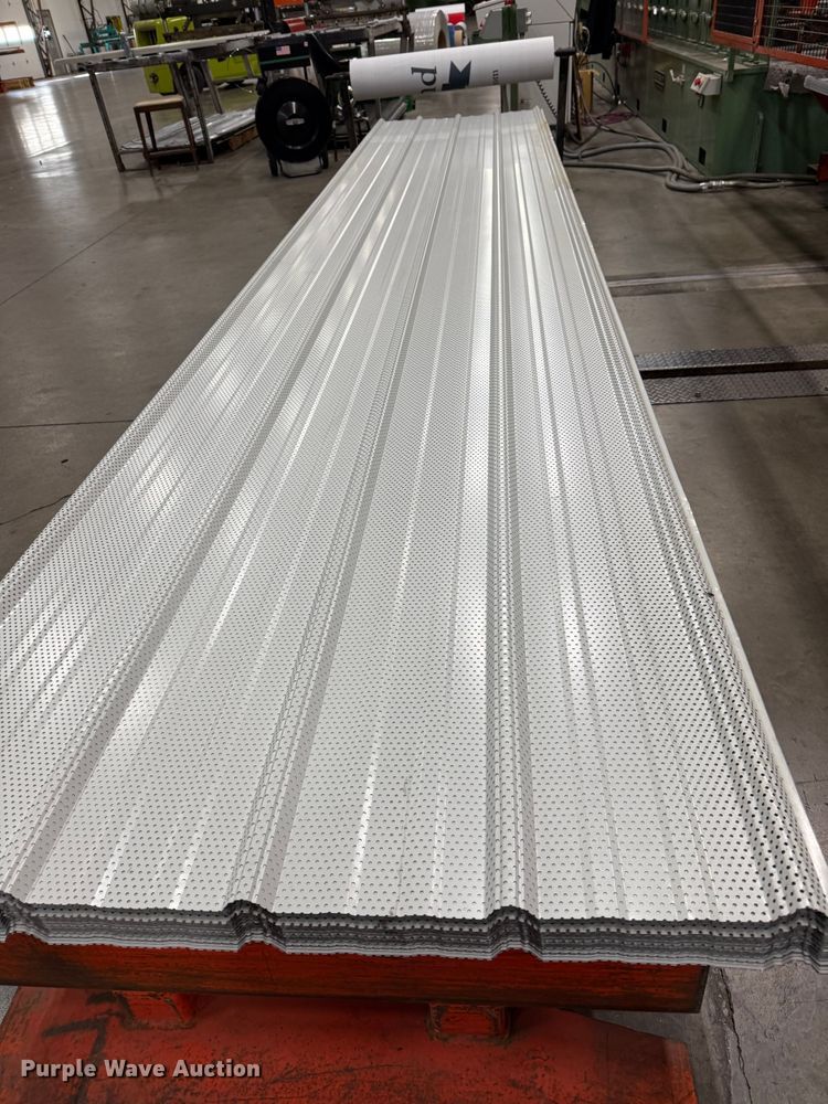 (114) sheets of metal siding/roofing - NB9538
