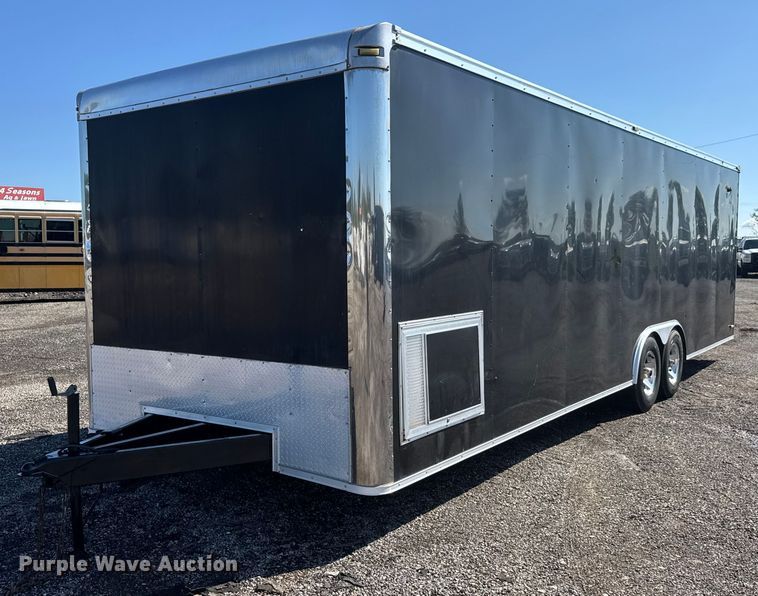 2014 Auto Mate Enclosed cargo trailer - NU9692