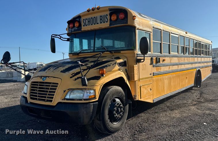 2009 Blue Bird Vision school bus - NU9701