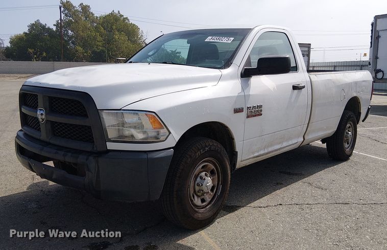 2014 RAM 2500 pickup truck - YA1200