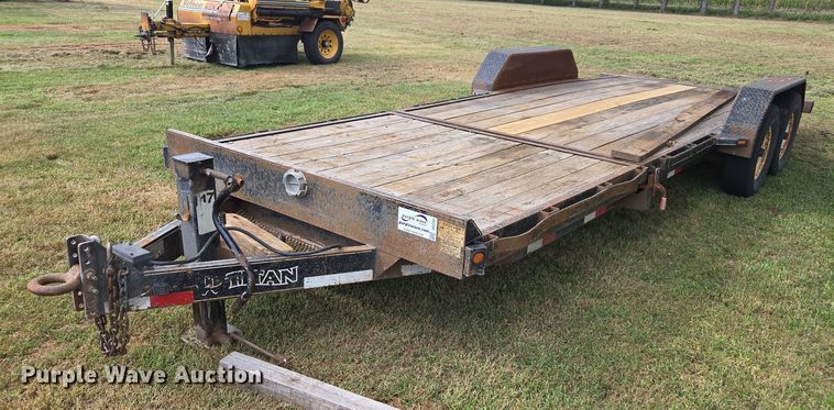 2010 Titan tilt deck equipment trailer - DE2201