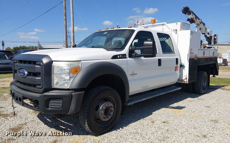 2013 Ford F550 Super Duty utility / service truck - DJ7863