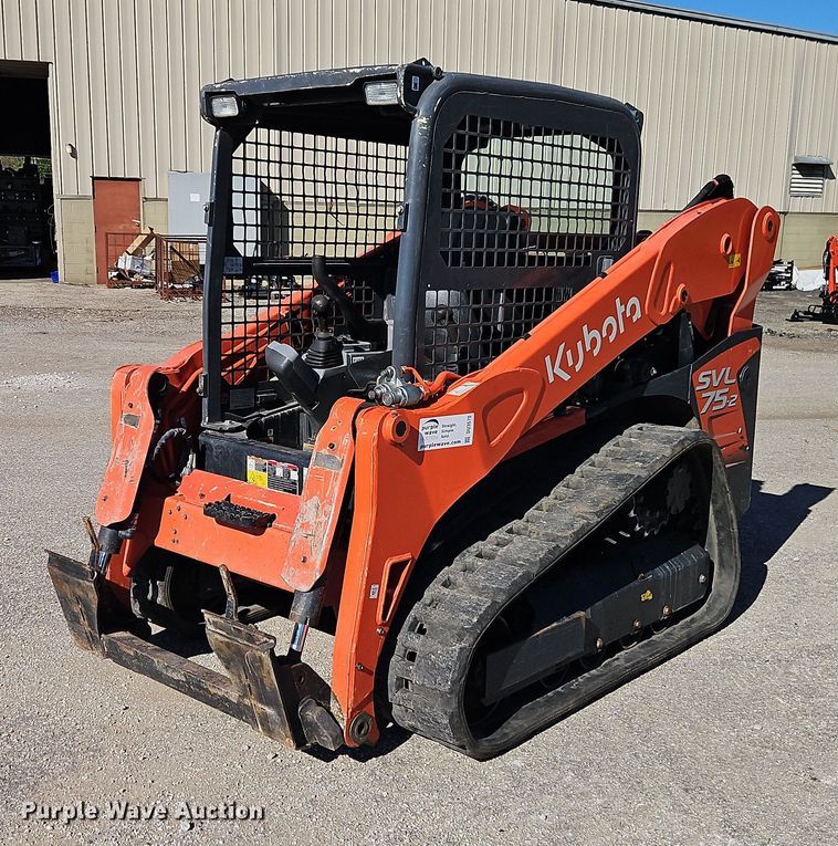 2022 Kubota SVL75-2 tracked skid steer loader - DU3570