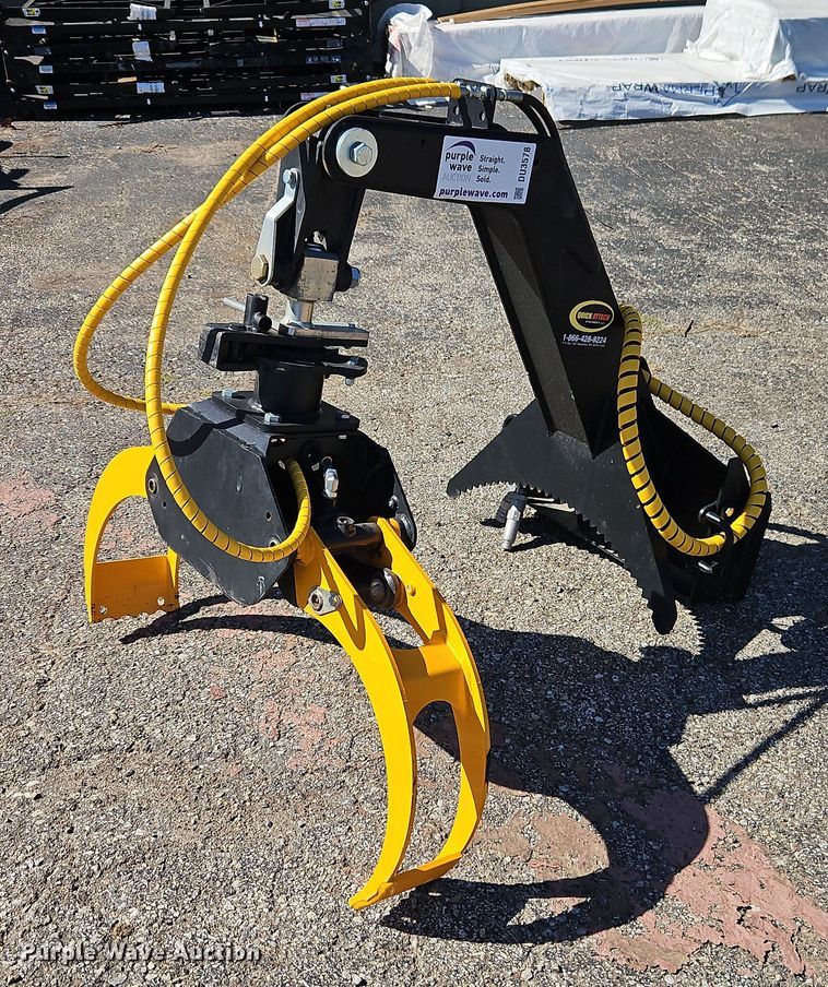 Quick Attach skid steer log grapple - DU3578
