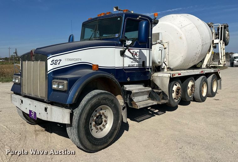 2005 Kenworth W900 ready mix truck - DW4265