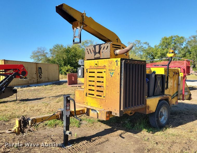 2017 Vermeer BC1800XL wood chipper - EA2638