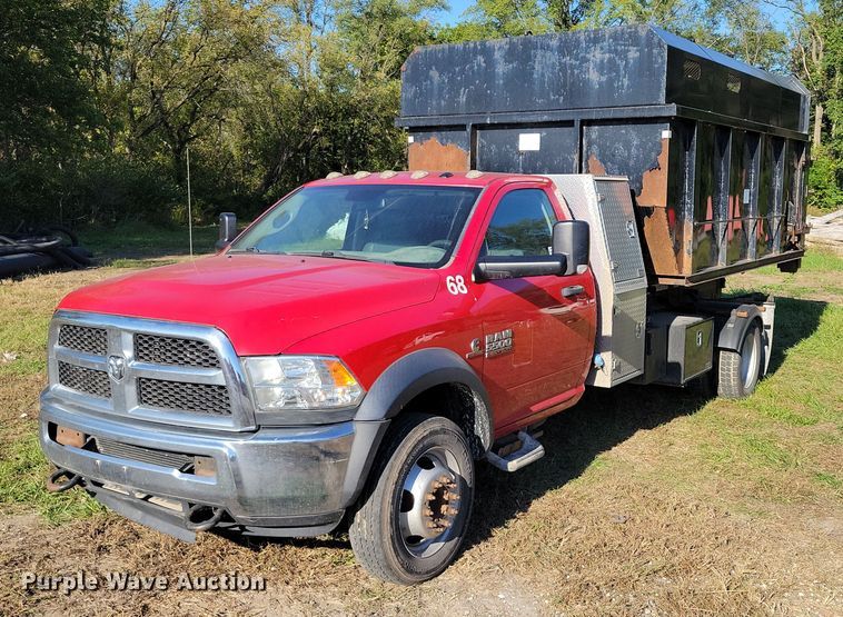 2016 RAM 5500 chipper truck - EA2639