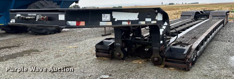 2009 Towmaster  T-110DTG lowboy equipment trailer - EE4042