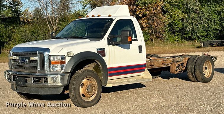 2008 Ford F450 van cab and chassis - EL0007