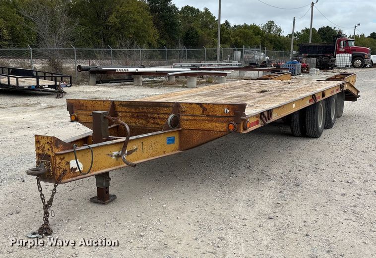 2004 Belshe equipment trailer - EN5687