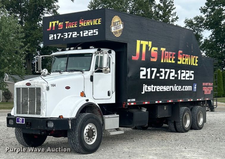 2006 Peterbilt 357 grapple crane truck - ET3084