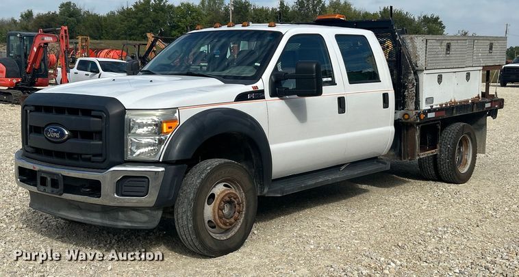 2012 Ford F550 Super Duty XL flatbed truck - ET3259