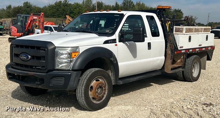 2015 Ford F550 Super Duty XL flatbed truck - ET3260