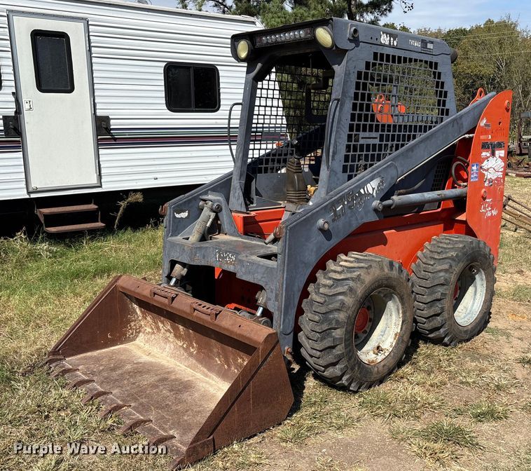 2004 Thomas 175 skid steer loader - ET7140