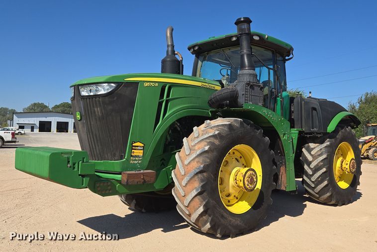 2018 John Deere 9570R Scraper Special 4WD tractor - EU3892