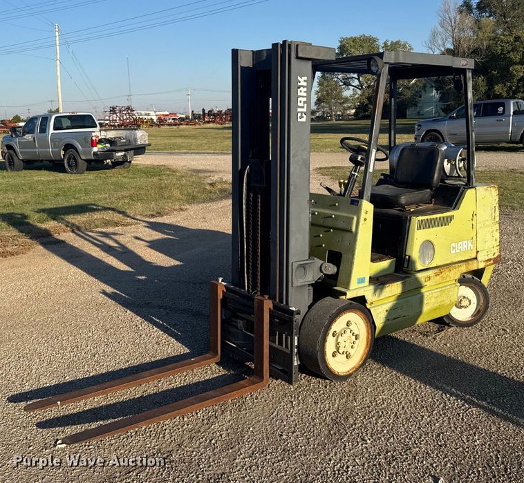 Clark GCX25 forklift - EU6033
