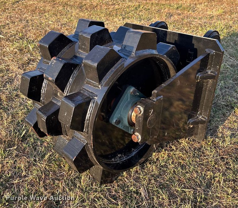 2024 GIYI compaction wheel - EV3120