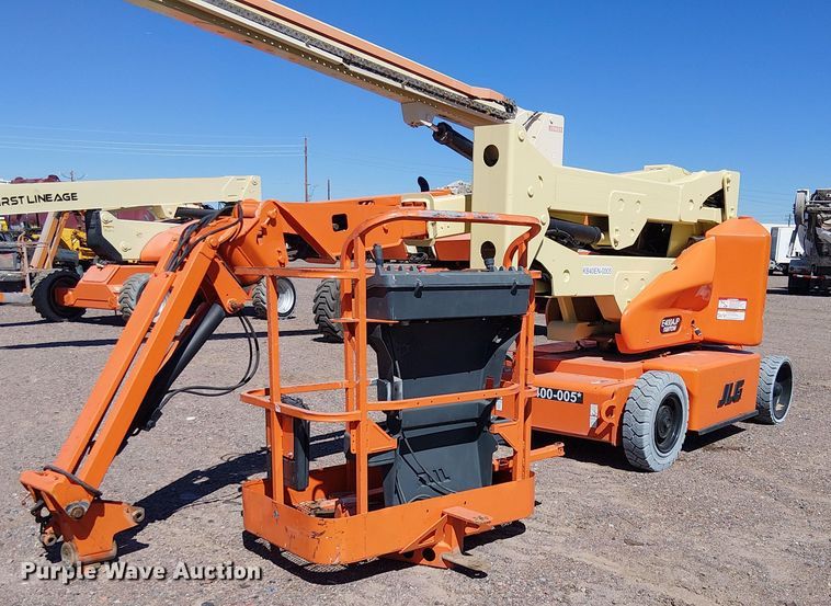 2007 JLG E400AJPN boom lift - YA1134