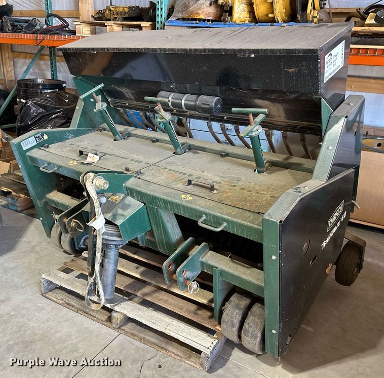 Turfco Tri Wave 60 overseeder - DW4313