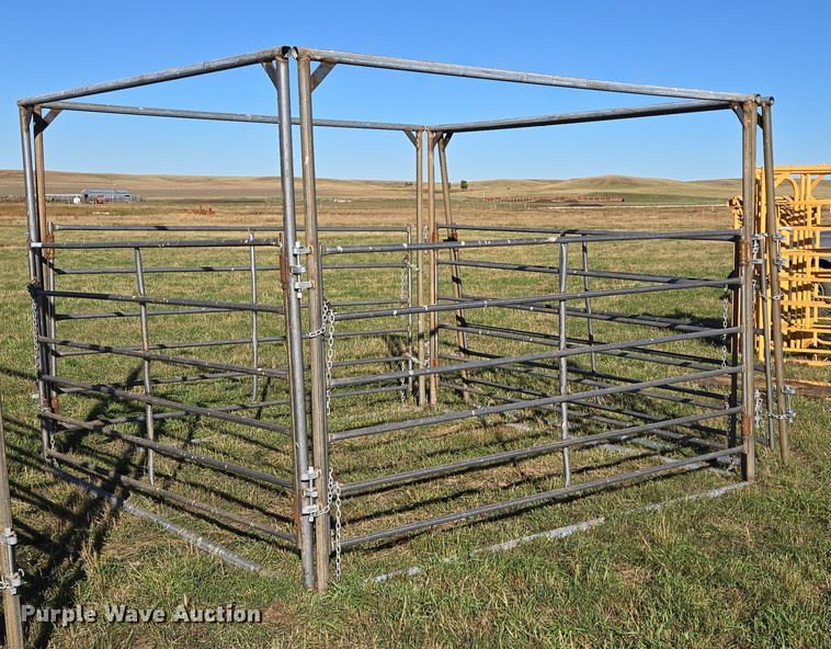 Livestock pen - DY1339