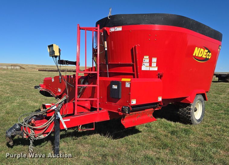 2022 NDE Co U700D feed grinder/mixer - DY1343