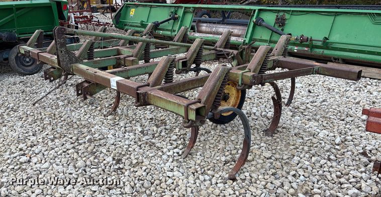 John Deere 1600 chisel - EE4129