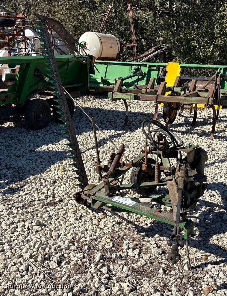 John Deere sickle mower - EE4220
