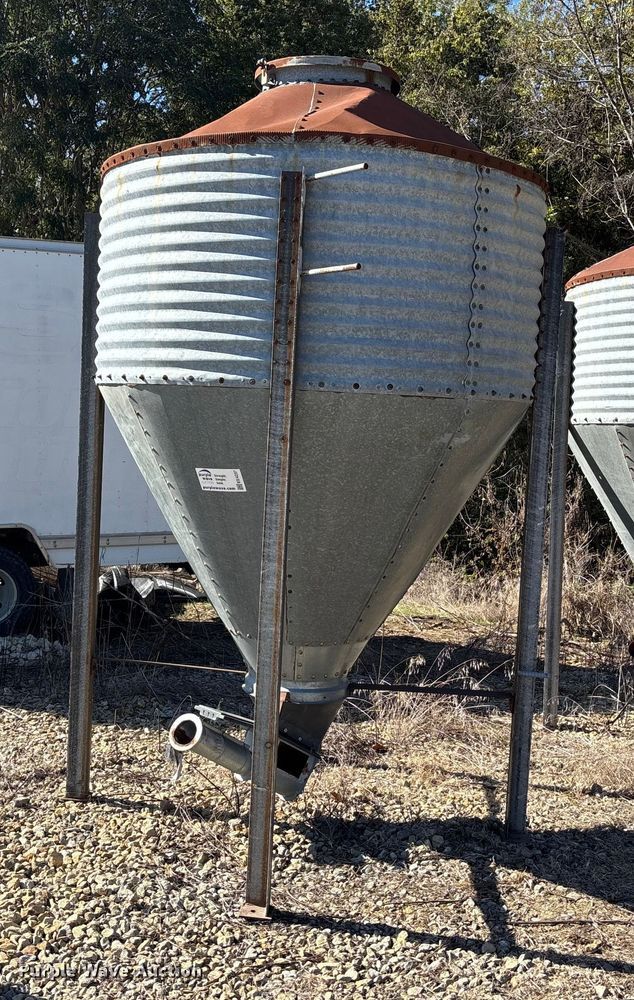 Butler Bulk-O-Matic grain bin - EE4237