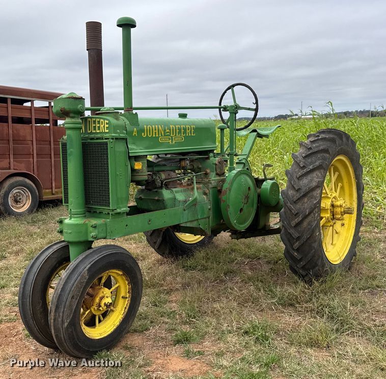 John Deere A tractor - EM8356