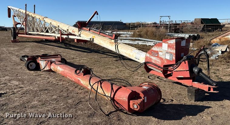 Feterl auger - EP0755