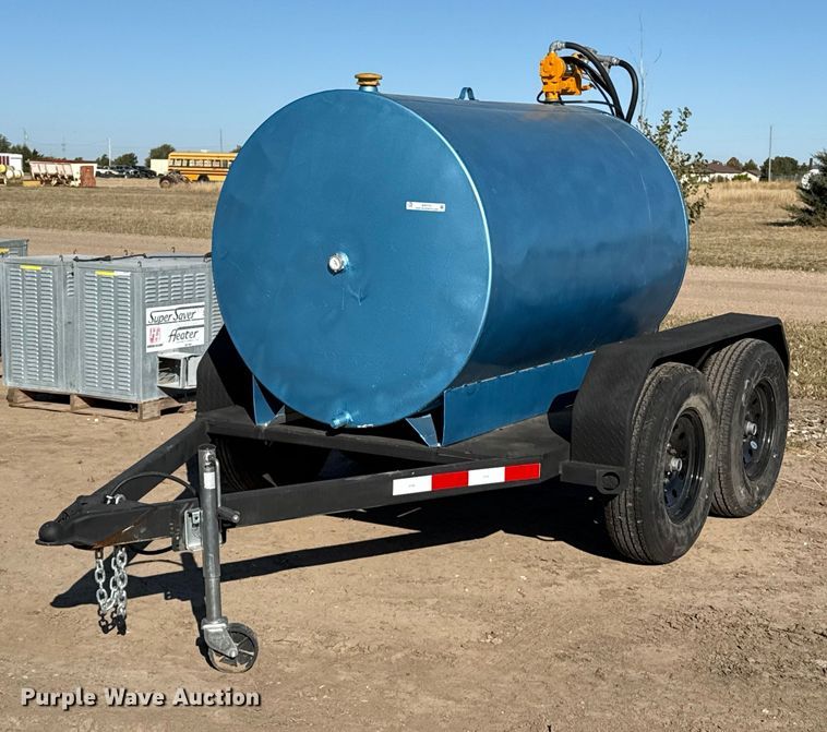 Shop built fuel trailer - EP0757