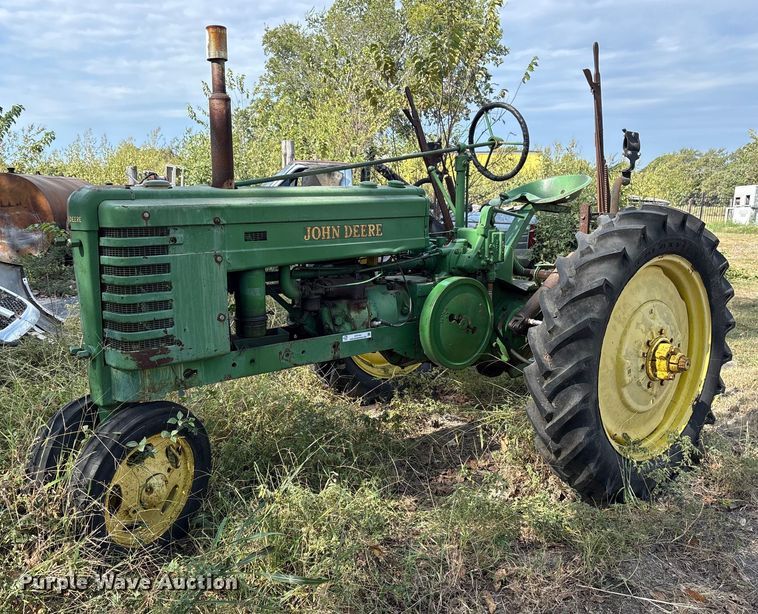 John Deere tractor - ET7141