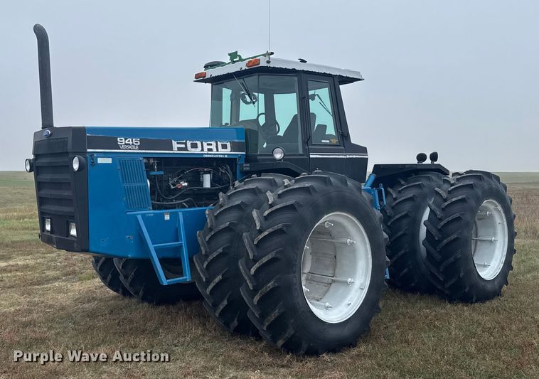 1993 Ford 946 4WD tractor - EU6083