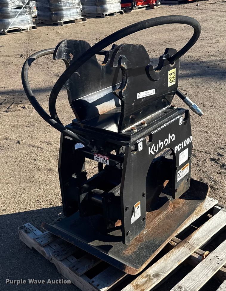 Kubota PC1000 excavator plate compactor - EU6168
