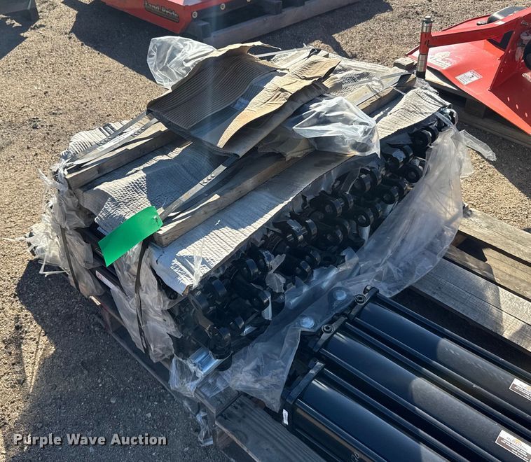 (25) 3.5" x 18" x 1.25" rod hydraulic cylinders - EU6181