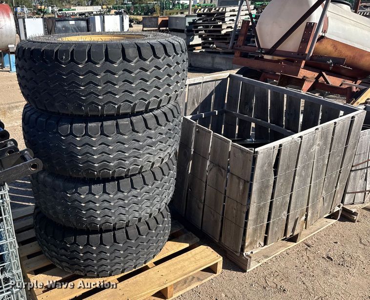 (4) 305/70R16.5 tires and wheels - EU6187