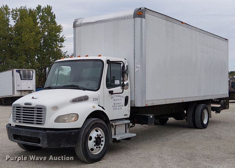 2009 Freightliner  Business Class M2 box truck - DU3600