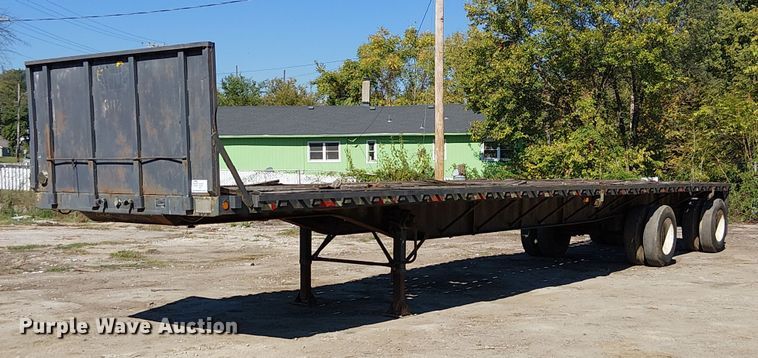 1986 Transcraft TL100K-48 flatbed trailer - DU3646
