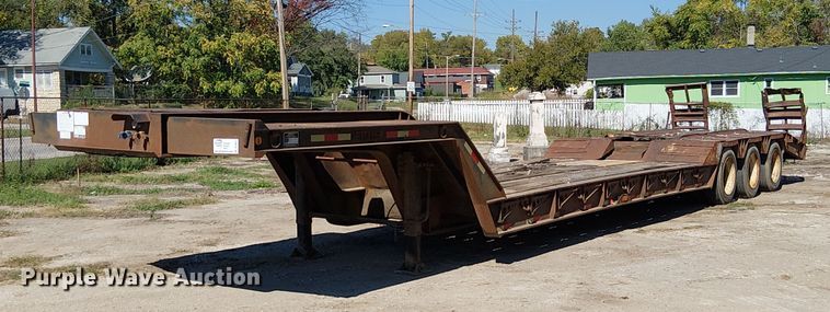 2003 Lowboy drop deck equipment trailer - DU3647