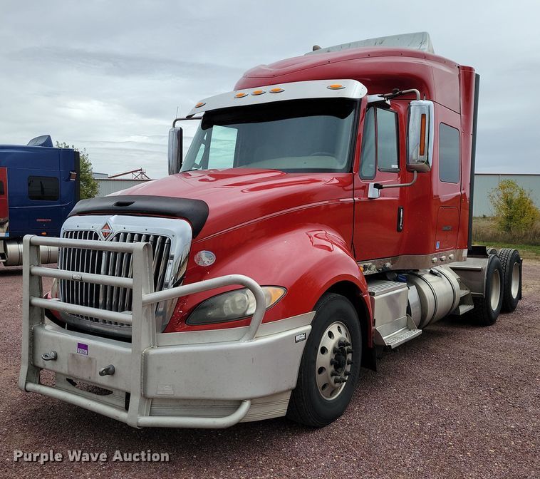 2016 International ProStar Plus 122 semi truck - DX6464